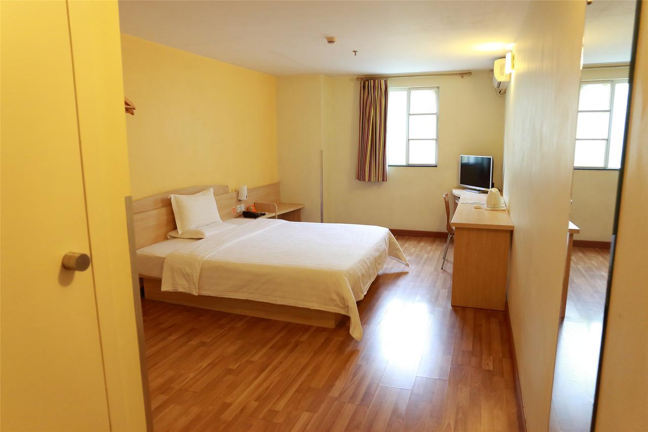 7Days Inn Qingdao Development Zone Jinshatan Exterior foto